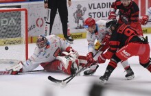 Kohouti v předehrávce narazí na Hradec Králové, který je ve formě