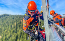 VIDEO: Záchrana z výšky i hloubky. Hasiči-lezci cvičili na Dolní Moravě