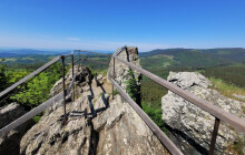 Tip na výlet: Zřícenina nabízí adrenalin, horská chata zas dobré jídlo