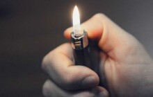 Opilý mladík volal na policii a vyhrožoval, že se zapálí