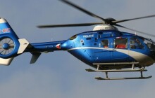 Policejní vrtulník létal v noci nad Olomoucí. O co šlo?