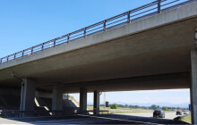 Stavba dálnice v Přerově pokračuje. Montáž mostních nosníků zpomalí provoz