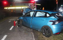 Přehlédl vlak, skončil i s dítětem v nemocnici. Škodu vyčíslili na 350 tisíc korun