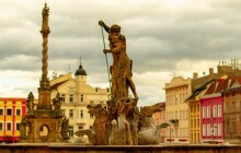 FOTOREPORT: Bůh moří krotí vody ve fontáně. Podobnou najdete i v Gdaňsku