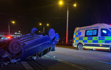 U Šantovky boural mladistvý řidič. Čtyři zranění jsou v nemocnici