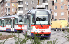 Dopravní změny a uzavírky na jednom místě. S čím počítat v autě, tramvaji i vlaku?