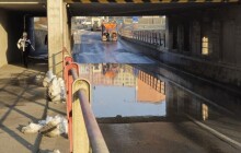 Podjezd do Předmostí zaplavila voda, řidiči museli objížďkou