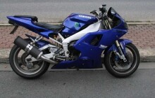 Policisté zastavili řidiče na motorce. Zjistili, že stroj je kradený