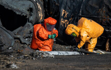 V Hustopečích pokračují práce hasičů. Hloubí další sondy a odstraňují následky požáru