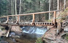 Stezka údolím Bílé Opavy zůstává uzavřená. Opravy komplikuje počasí