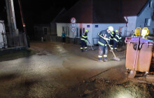 Bahno a kamení na cestách. Hasiči po bouřce nejčastěji zasahují na Prostějovsku