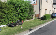 U Libivé došlo ke srážce auta a motorky. Žena skončila ve FN Olomouc