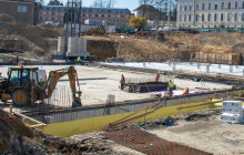 FN Olomouc čeká dopravní omezení. Kvůli jeřábům se uzavře silnice