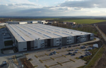 Výrobce světlometů hlásí růst tržeb. Mohelnická Hella rostla o dvě miliardy