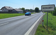 V Kokorách opraví poklopy kanalizace. Řidiče čeká dopravní omezení