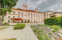 Pitný režim nebo ventilátory. Domovy pro seniory zavádí opatření proti horku