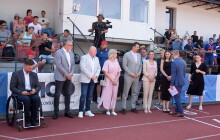 Světové rekordy a skvělé představení české reprezentace na poháru, který zahajovala i Eva Pavlová