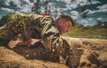 Highlighty týdne: Studenti míří na vojenské cvičení a Janošek posílí Sigmu