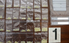 Policie zadržela tři osoby z Jesenicka kvůli distribuci pervitinu. Hrozí jim až deset let vězení