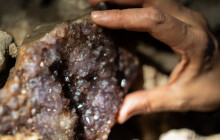 V jeskyni našli stovky ametystů. Částečně je uvidí i návštěvníci