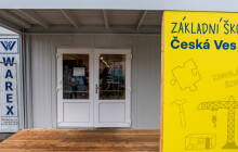 Školáci v České Vsi a Jeseníku zůstanou v kontejnerových třídách i celý příští rok