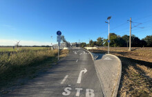 Stála téměř 105 milionů. Cyklostezka mezi Olomoucí a Štěpánovem má i USB zásuvky