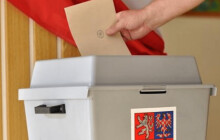 Vyšší účast v komisích i zájem o voličské průkazy. Žádanek je o polovinu více než minule