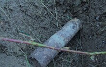 Manipuloval s nalezeným granátem. Policie nabádá k opatrnosti