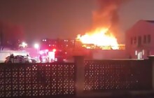 V Olomouci hoří v průmyslové zóně na Šlechtitelů