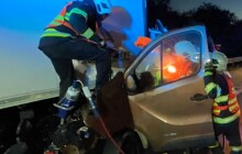 Ranní nehoda na D35. Zraněný řidič byl z auto vyproštěn pomocí hydraulických nástrojů