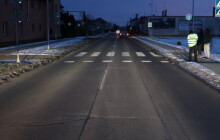 Dívku srazil na přechodu, ta utekla do školy. Policie hledá řidiče i svědky