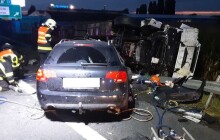 Tragická nehoda uzavřela dálnici D46. Jedna osoba nepřežila srážku kamionu s automobilem