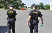 Celníci na Olomoucku odhalili patnáct nelegálně pracujících cizinců