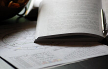 Čtvrteční horoskop: Berani, máte vyloženě tvůrčí náladu. Vodnáři, chcete vystoupit z davu