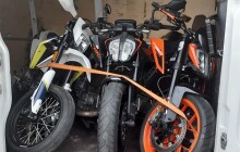 Olomoučtí celníci zadrželi polského řidiče dodávky s kradenými motocykly a nářadím