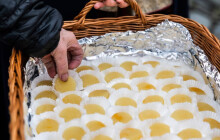 Zavoní městem už příští víkend. Tvarůžkový festival se blíží
