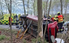 Bourali na cestě u Červenky. Vážně zraněného řidiče už nezachránili
