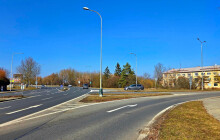 Nový kabát dostane křižovatka ulic Pražská a Erenburgova. Pomůže chodcům i cyklistům