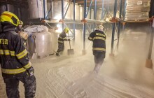 Požár Zory znehodnotil i potraviny. Hasiči zasahovali v čokoládovně