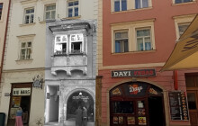 Olomouc v čase: V historických měšťanských domech jsou dnes obchody, univerzita je stejná