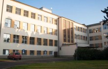 Nemocnice v Hranicích zakázala návštěvy, ostatní nemocnice zpřísnily režim