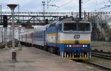 Rychlík srazil mezi Říkovicemi a Hulínem člověka, srážku nepřežil