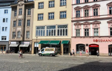 Vizuální smog má z centra ustoupit. Olomouc přispěje na změnu provozoven