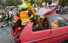 Sedm desítek let chrání Jeseník. Hasiči výročí oslavili ukázkami zásahů
