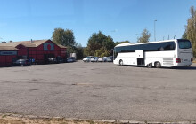 Konec chaotického parkování na frekventovaném místě. Hranice připraví 64 stání