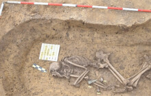 Obří nález pod D55. Archeologové odkryli hroby i 7 tisíc let staré osídlení