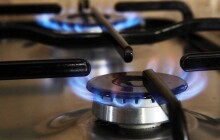 'Energošmejdi' zneužívají situace okolo ukončení dodávek energií. Jak se jim ubránit?