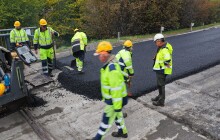 Úleva pro řidiče je blízko. Zavřená I/55 už dostala nový asfalt