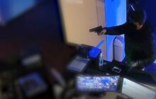 VIDEO: Přepadení herny v centru Olomouce. Policie již zadržela pachatele