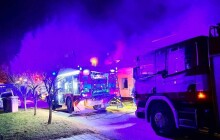 VIDEO: Hasiči v noci zasahovali u požáru rodinného domu
